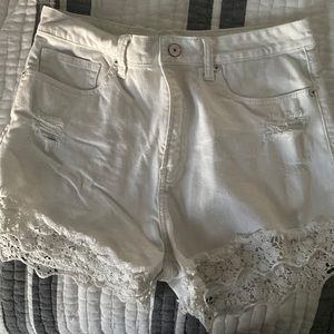 Just USA distressed white jean shorts size l